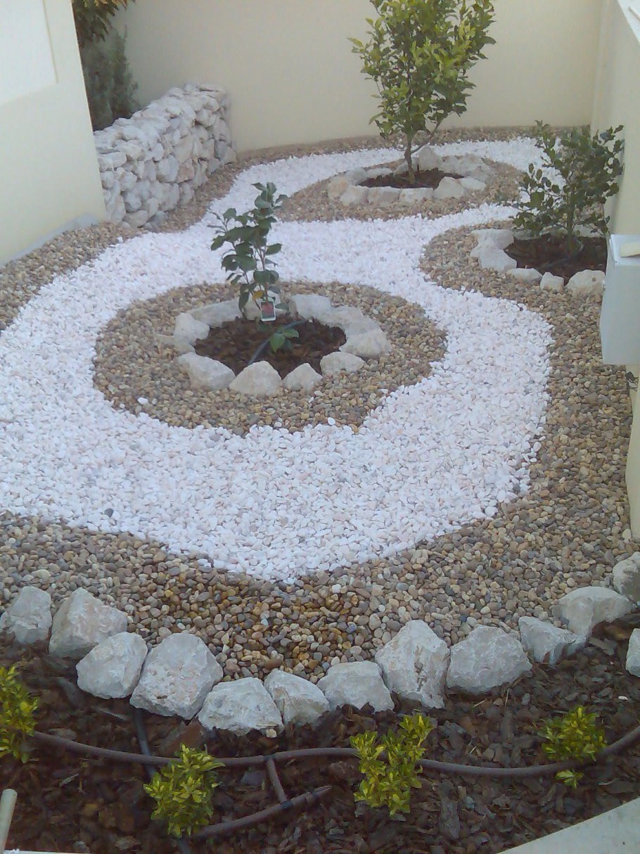 Гравийный сад Энтони пола