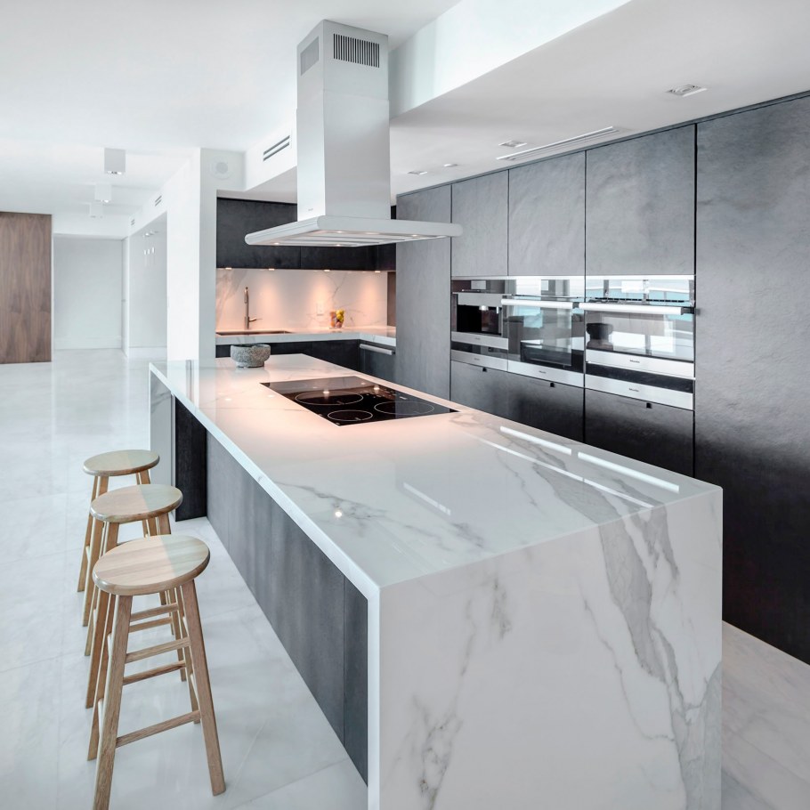 Marbel Kitchen 2020