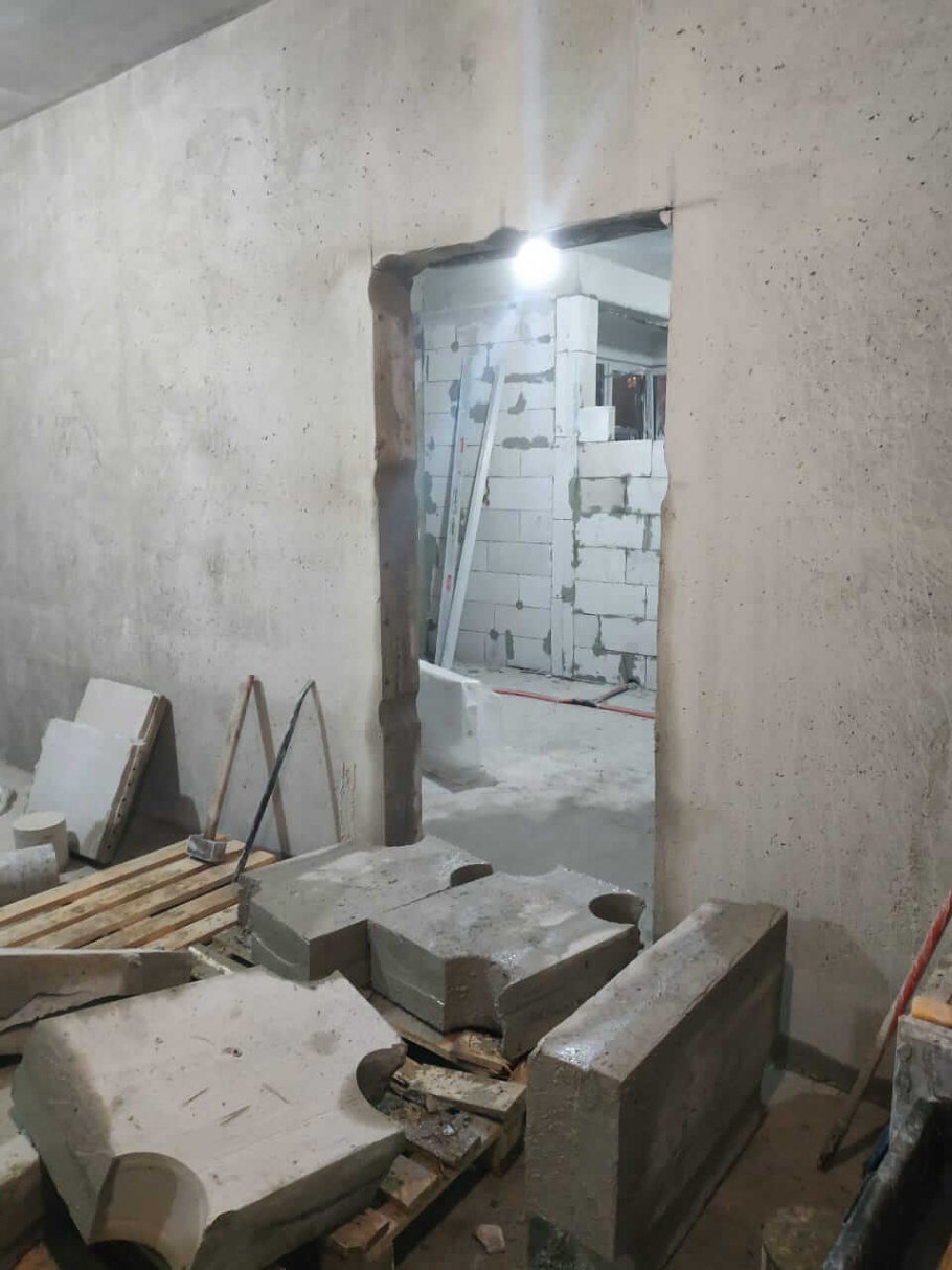 Алмазная резка дверных проемов