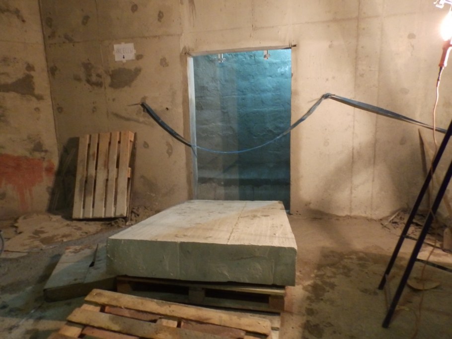 Алмазная резка дверных проемов