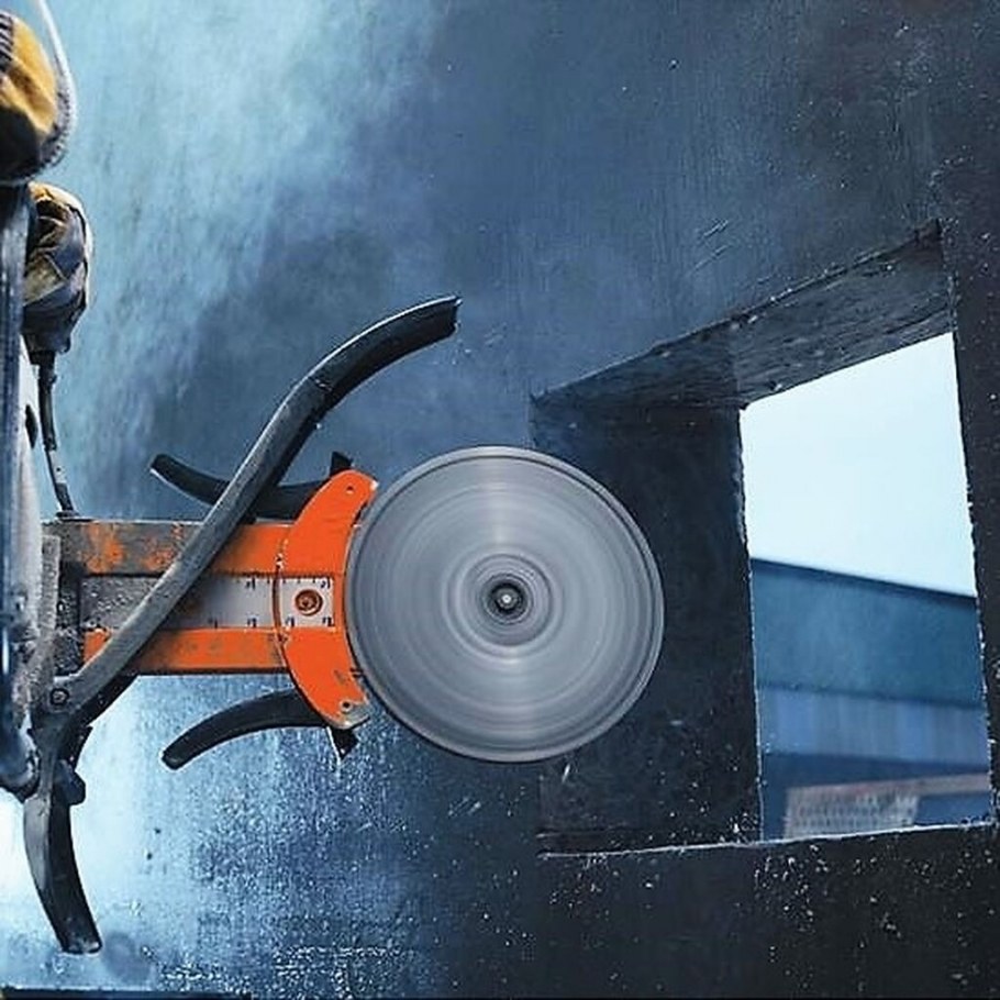 Стенорез Husqvarna k3000