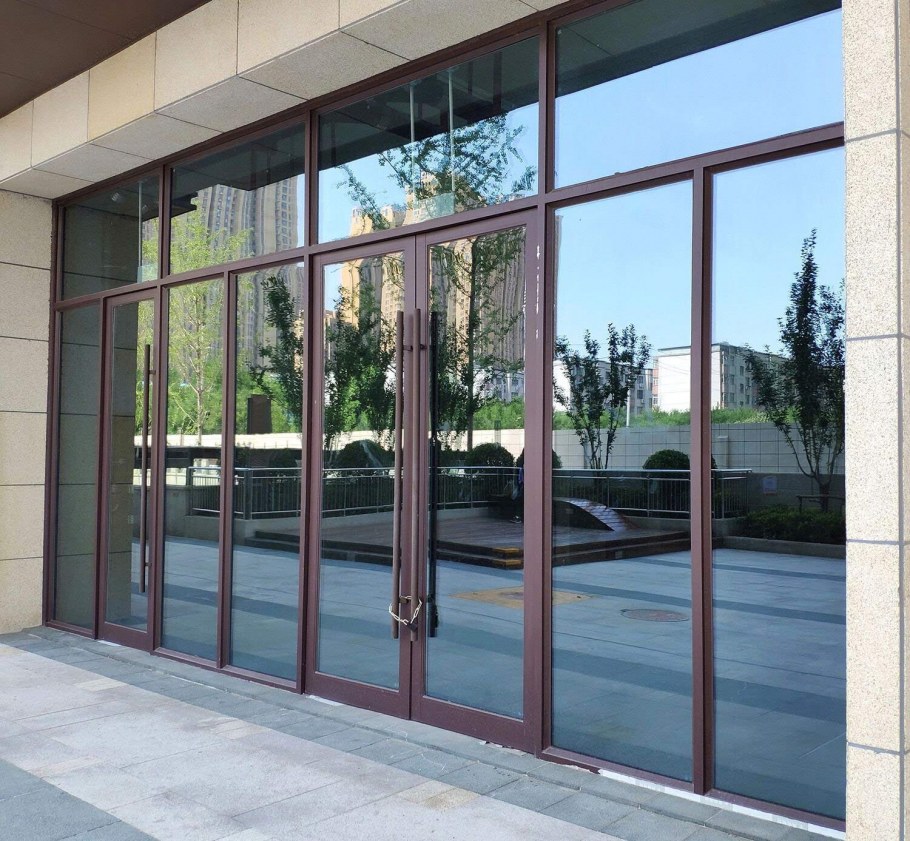 Тонированные пластиковые окна