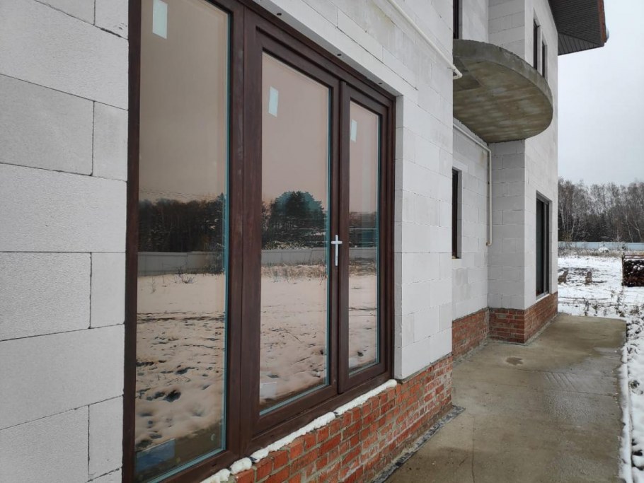 Полупрозрачная пленка на окна