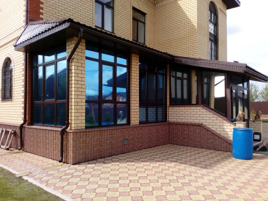 Зеркальная пленка на окна