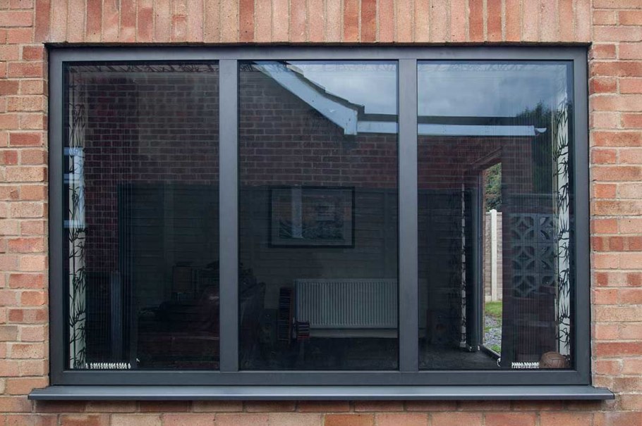Затемненные пластиковые окна
