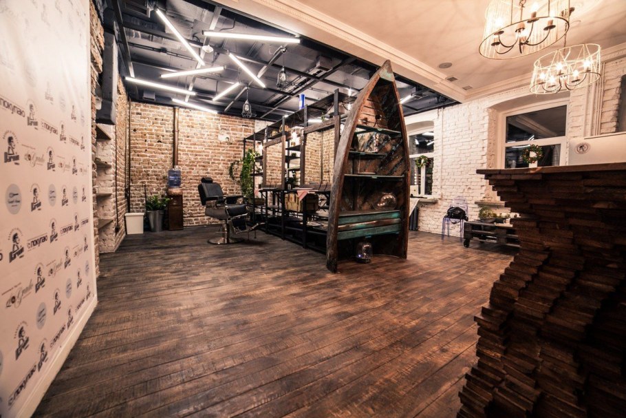 Зеркало в стиле лофт