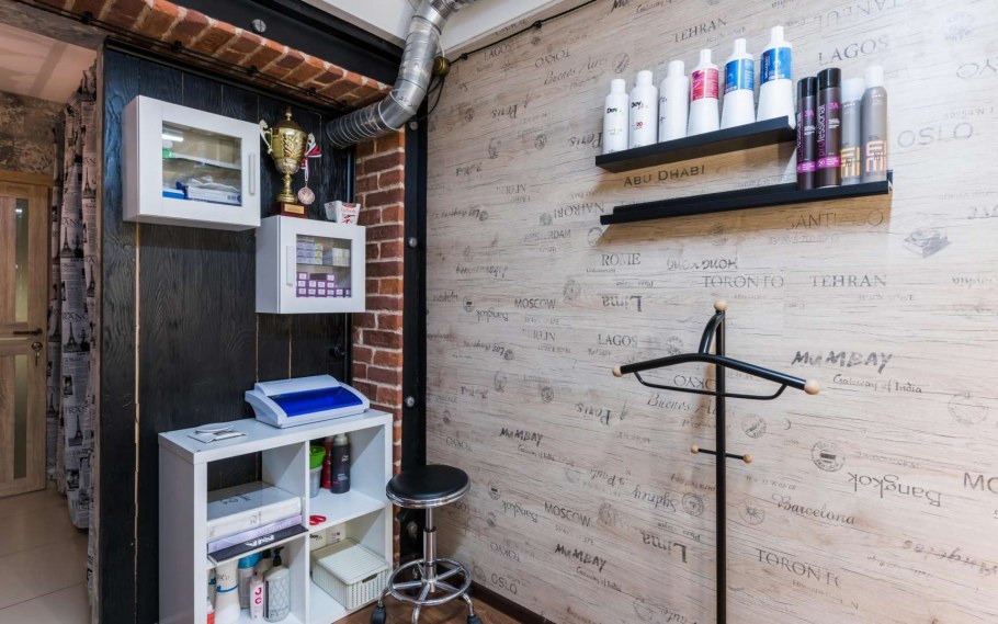 Салон красоты под дерево