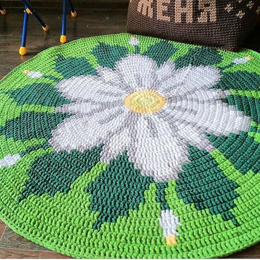 Вязаные коврики