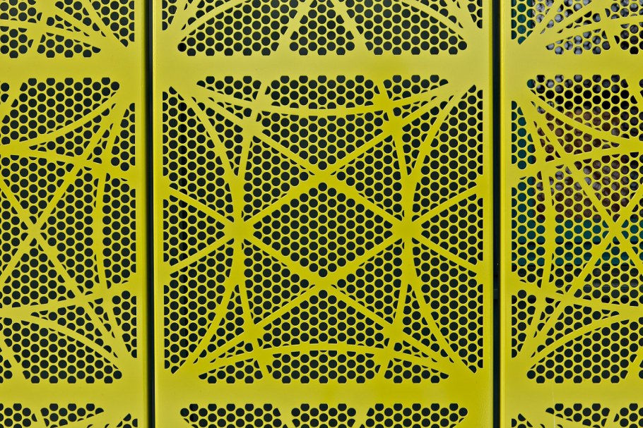 Художественная перфорация металла