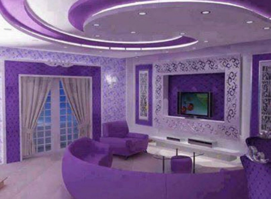 Зал в сиреневом цвете