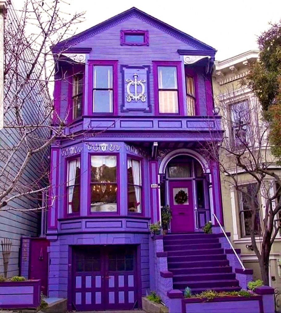 Фиолетовые дома