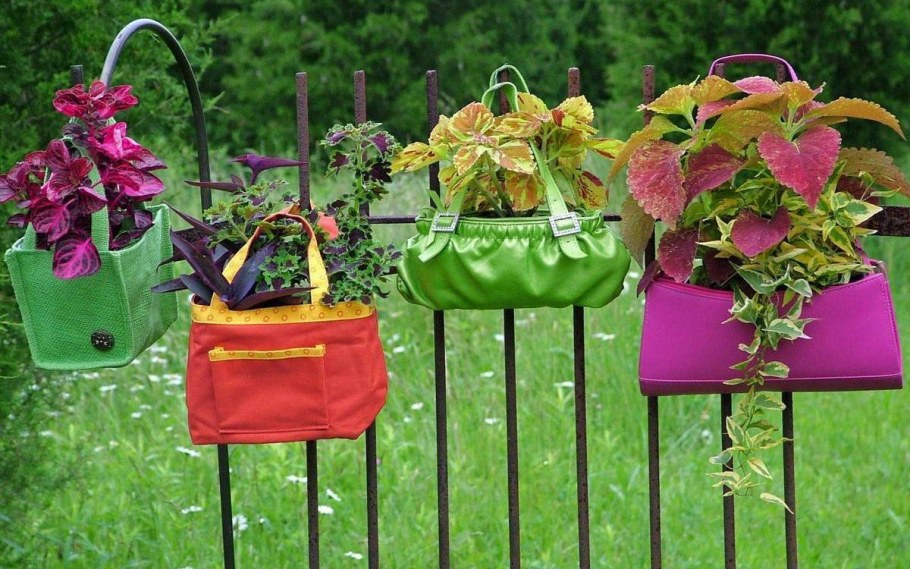 Деревянный декор для сада