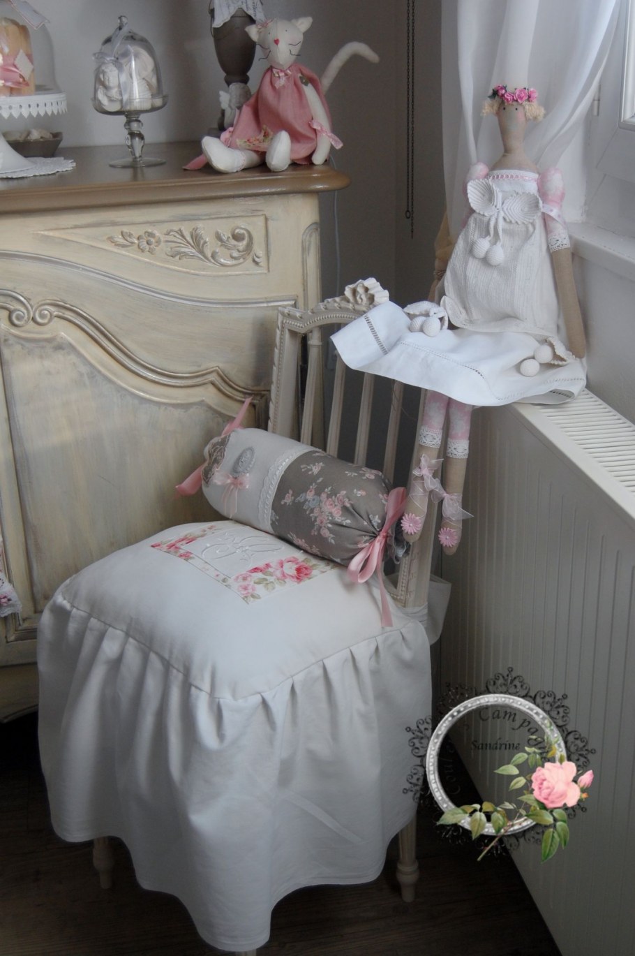 Куклы в интерьере