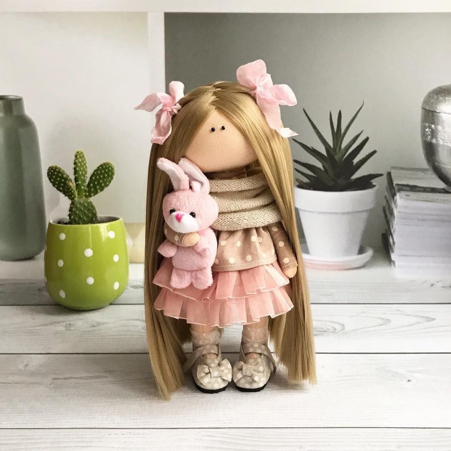 Полки для интерьерных кукол