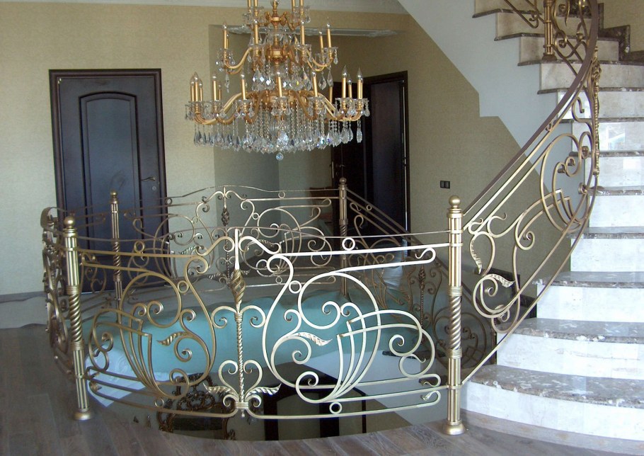 Кованые ограждения для лестниц