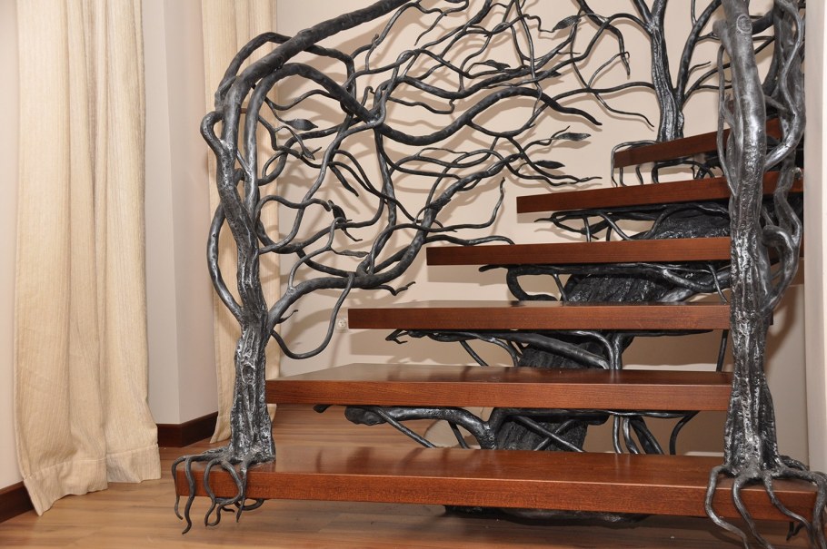 Необычные кованые перила