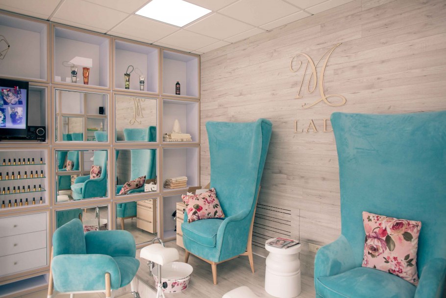 Салон в винтажном стиле