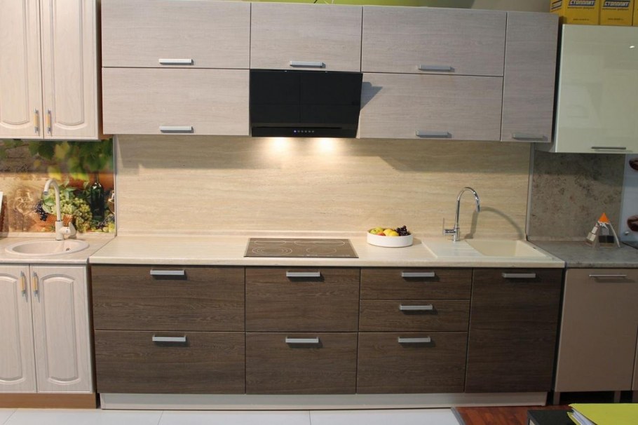 Кухня Регина дуб Сантана белый глянцевый