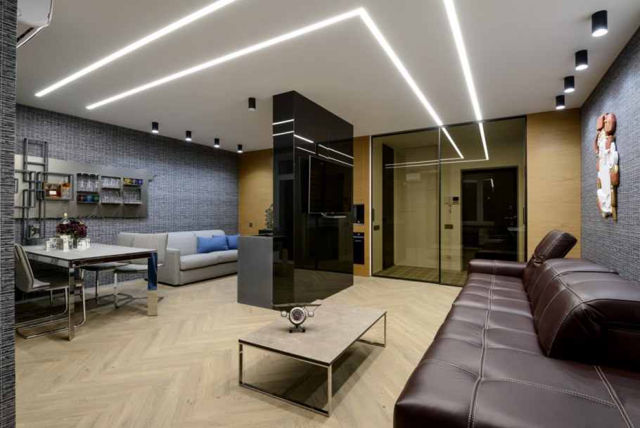 Профильные светильники в мужской квартире