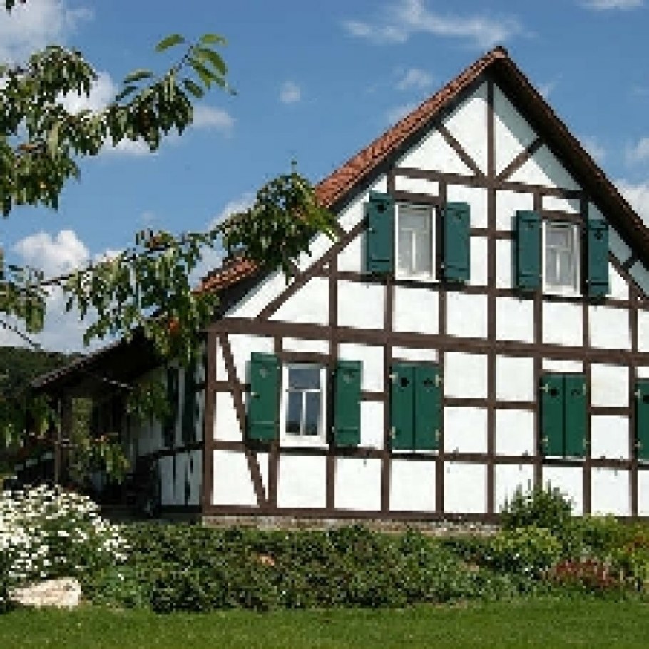 Стиль Фейхтвангер архитектура