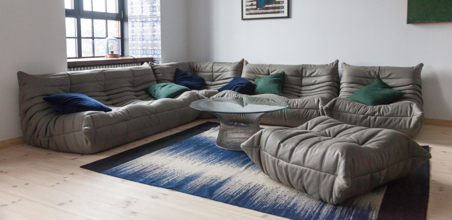 Бескаркасный диван "Trace Violet"