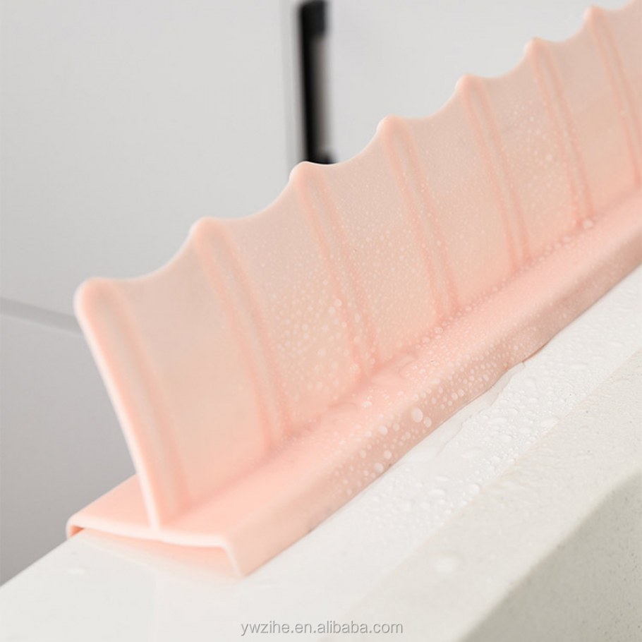 Бортик на край ванны