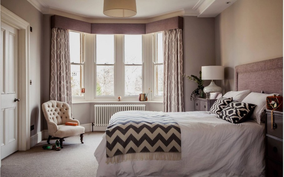 Шкаф у окна в детской икея