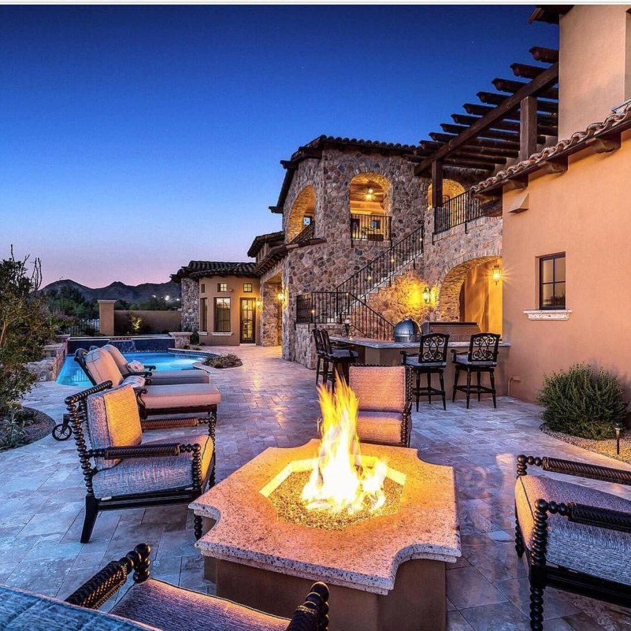 Персиковые дома