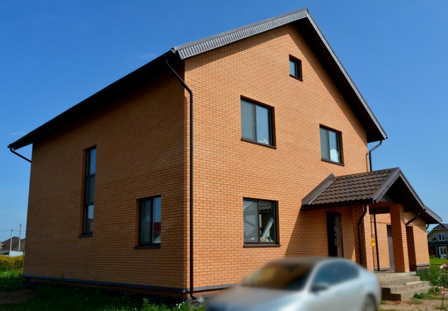 Соломенный Барселона кирпич дом