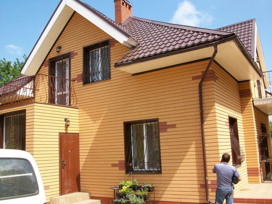 Фронтоны загородных домов