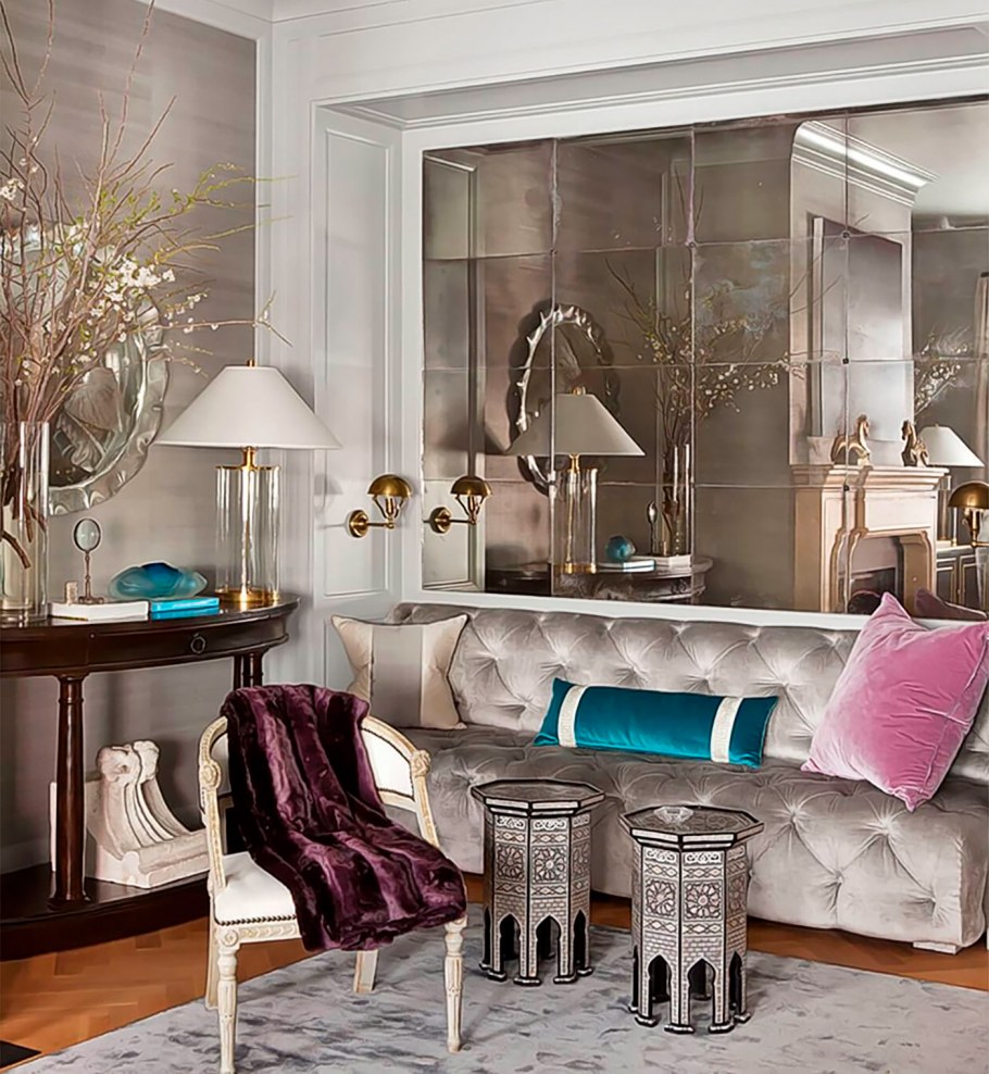 Гостиная с фиолетовыми акцентами