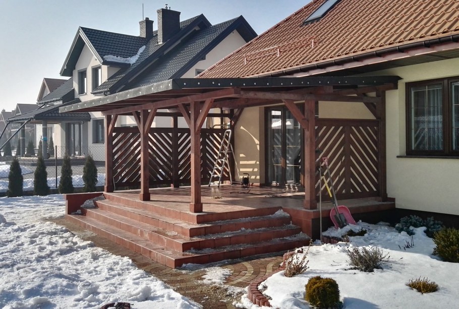 Деревянная входная группа