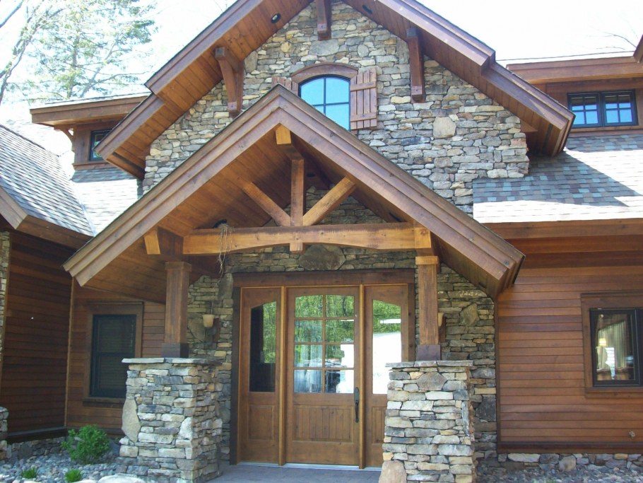 Новогоднее украшение крыльца