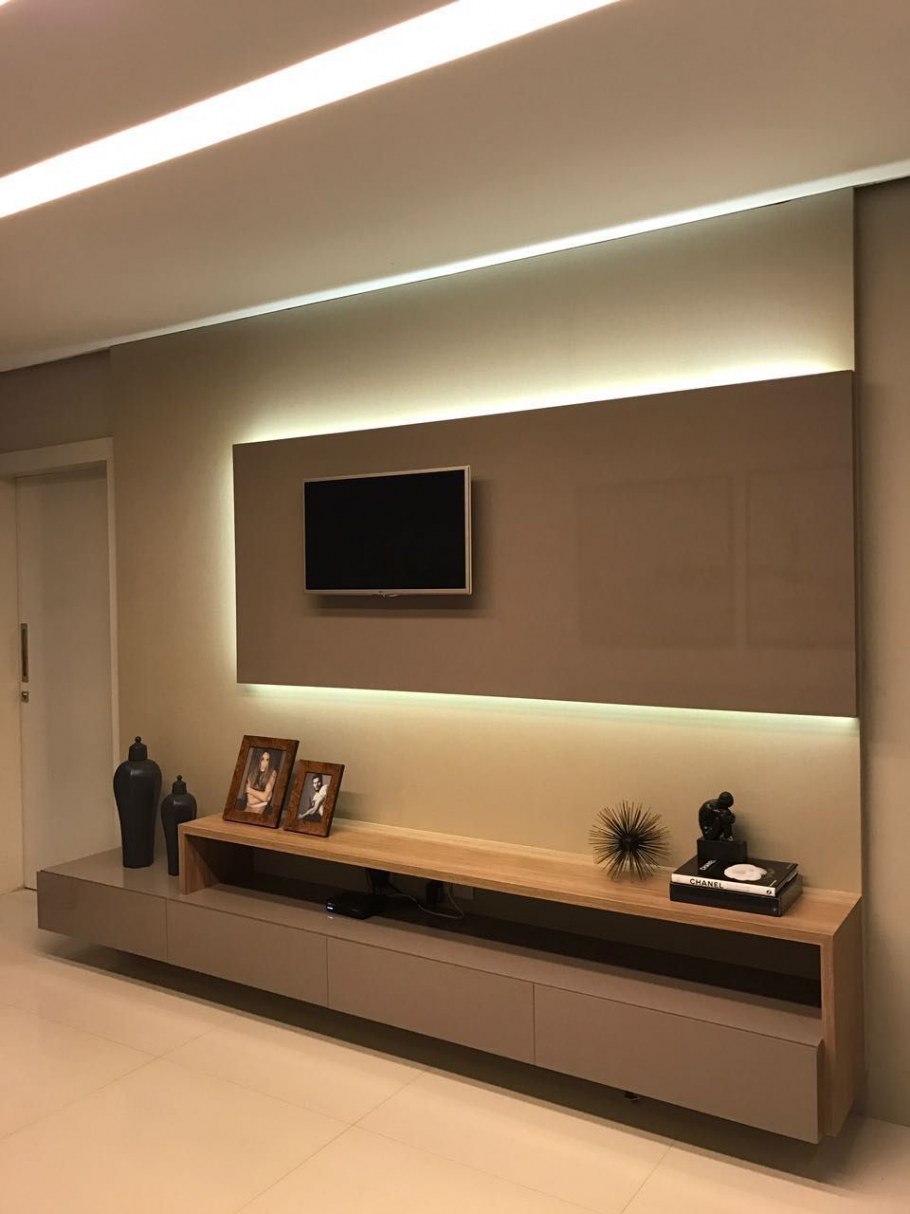 Подсветка стены с телевизором