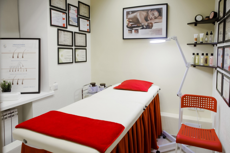 Интерьер студии депиляции