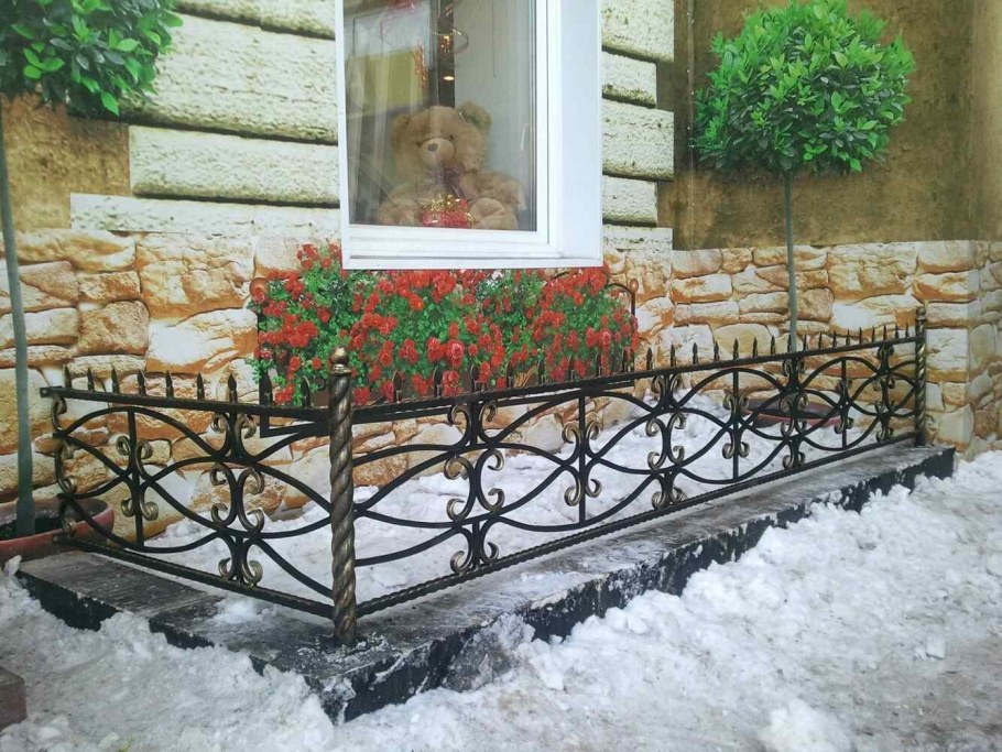 Декоративное ограждение металлическое