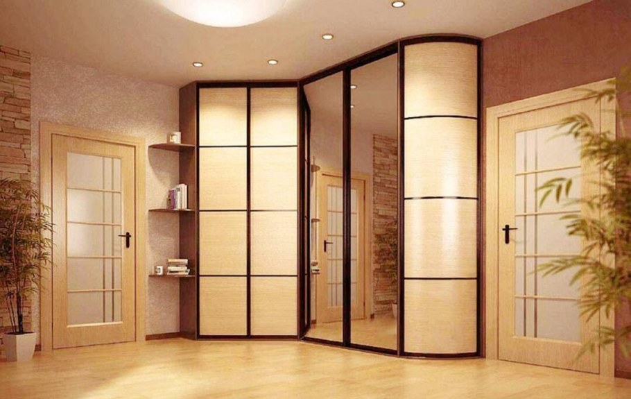 Стильные шкафы купе в прихожую