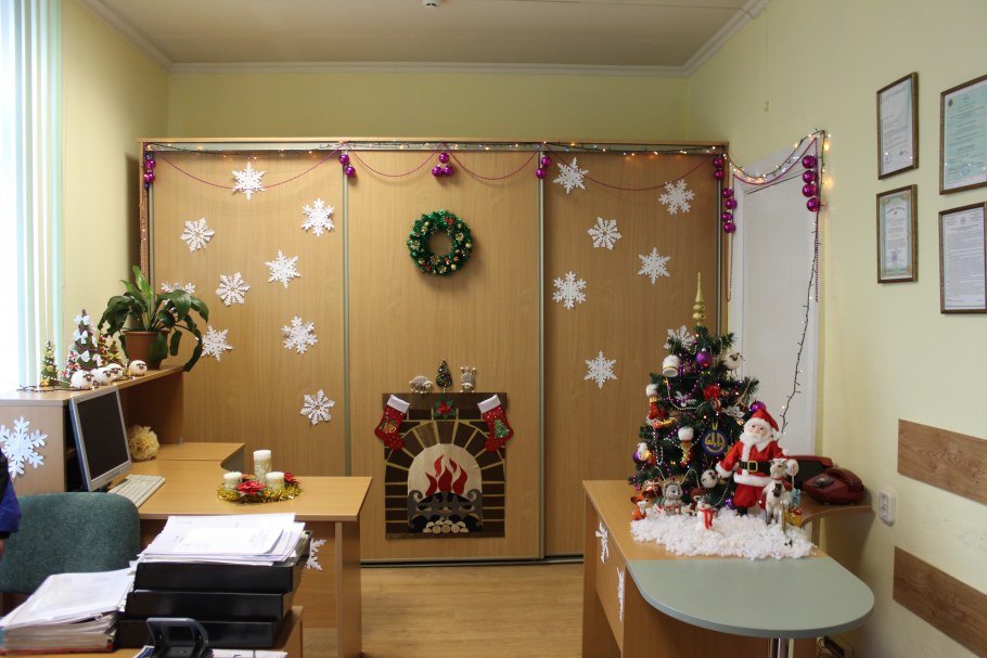 Украшение класса на новый год