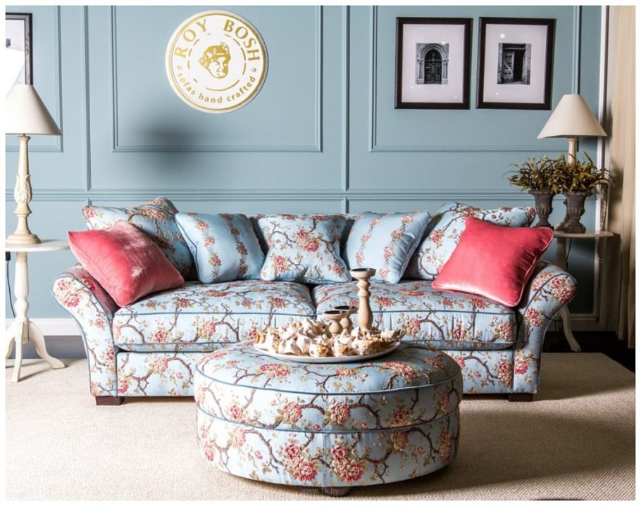 Диван в стиле Прованс