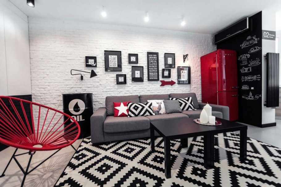 Красная комната для подростка