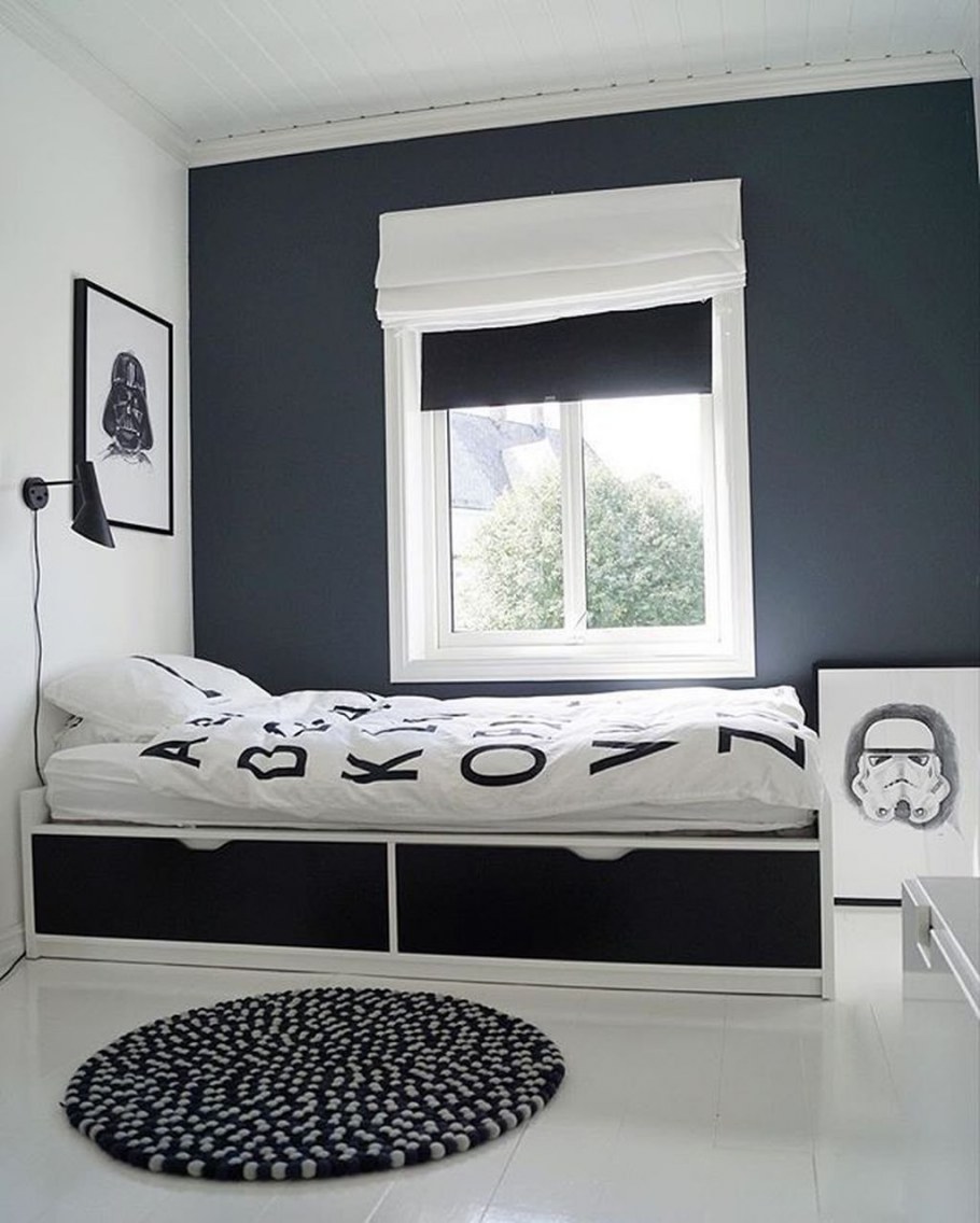 Узкая комната для подростка