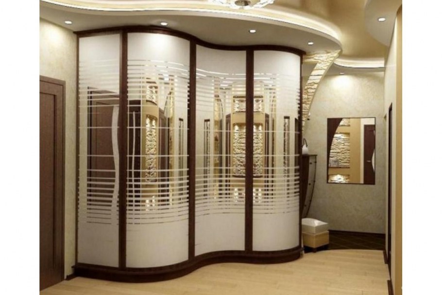 Радиусный шкаф купе