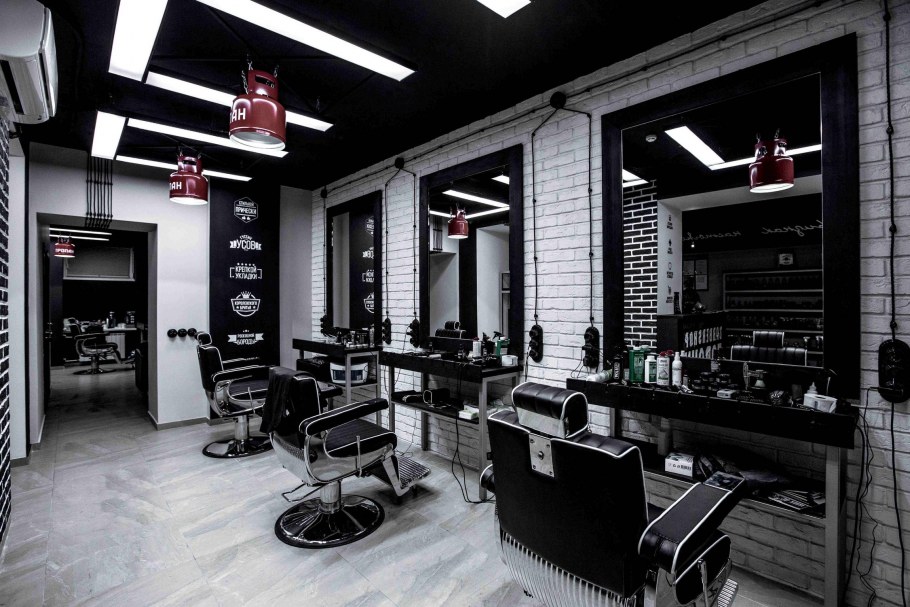 Интерьер мужской парикмахерской