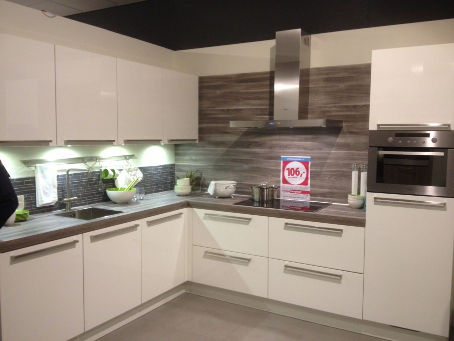 Кухня Модерн матовая