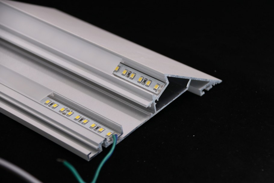 Гипсовые молдинги профиль