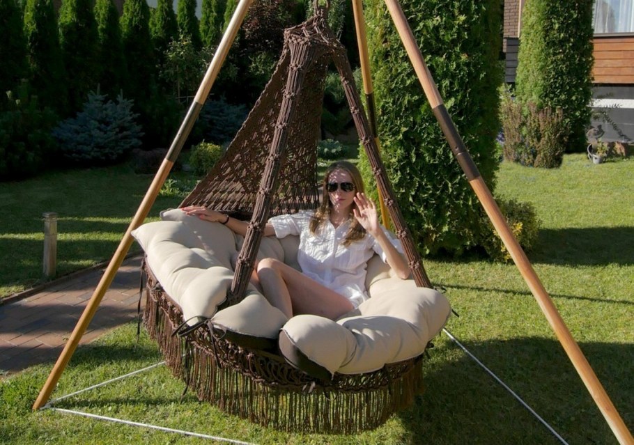 Качели капелька