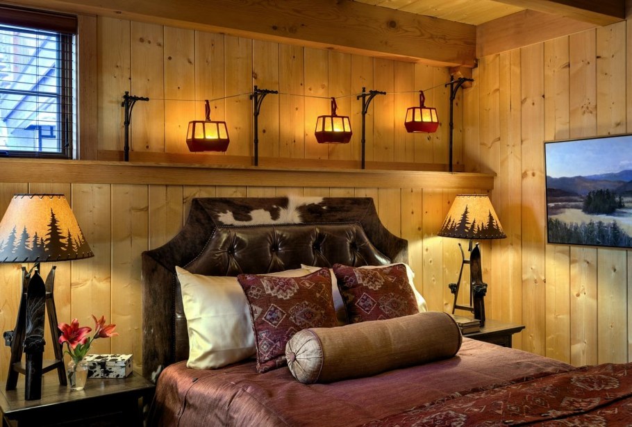 Спальня в стиле рустик в квартире