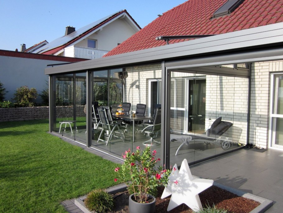 Безрамное остекление для барнхаус