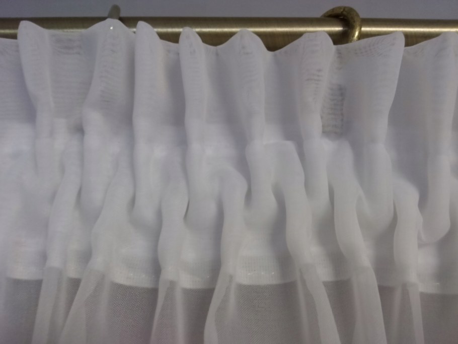 Ручная закладка складок на шторах