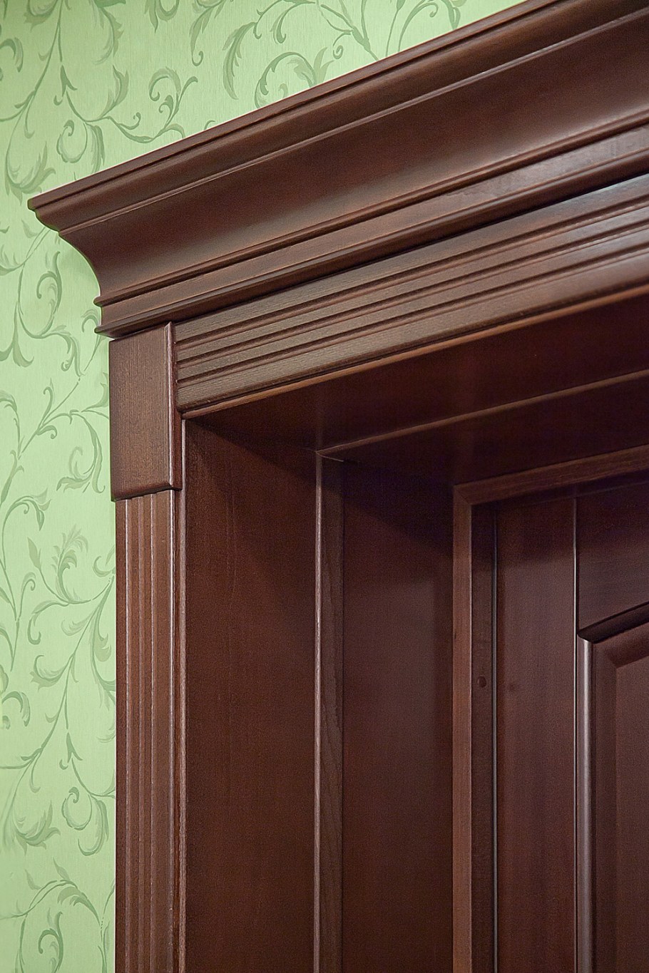 Двери Альверо